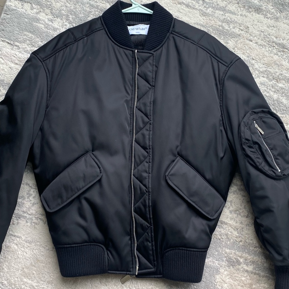 Off-White Bomber